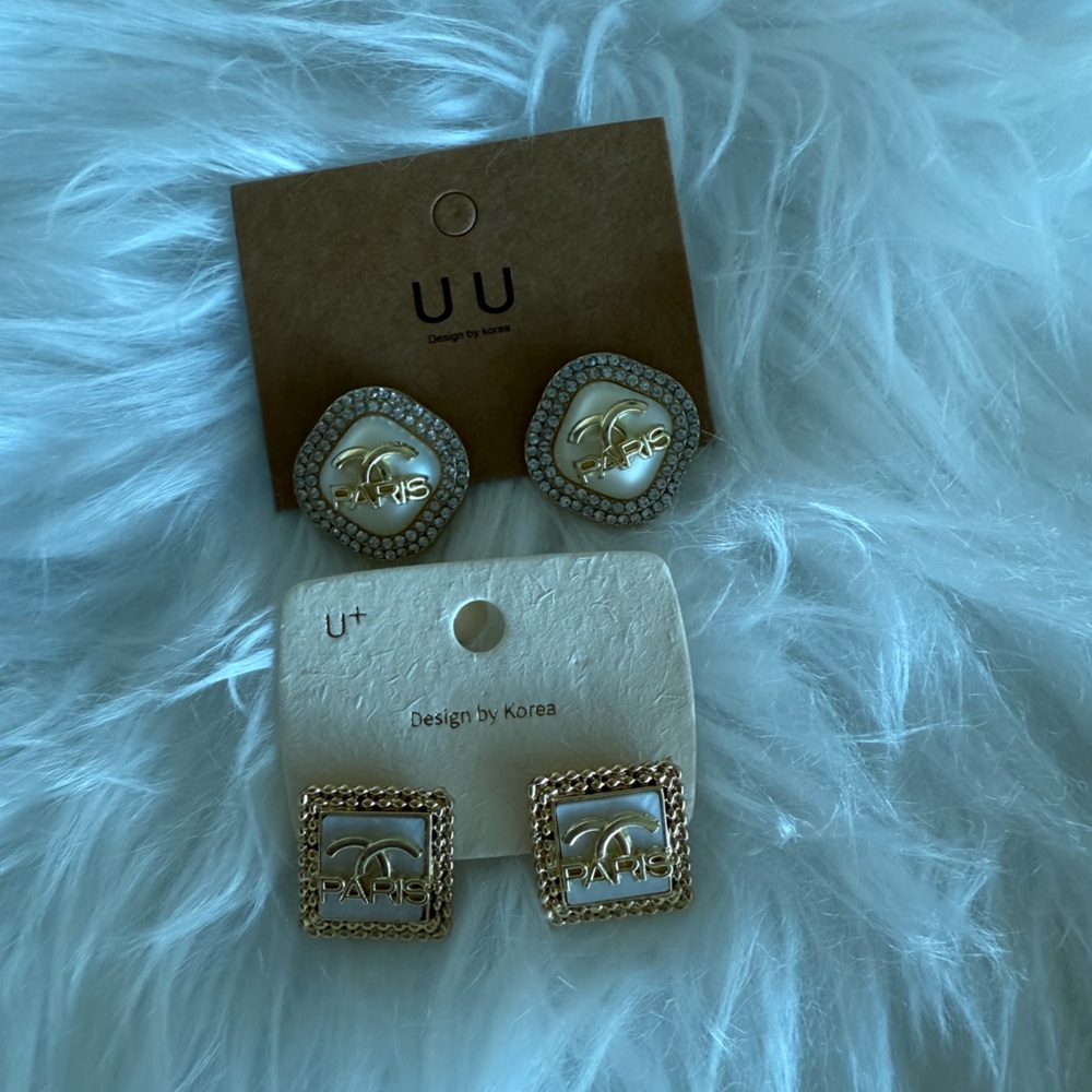 NWT  Gold CC and Pearl Earrings